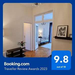 19 Apartment
